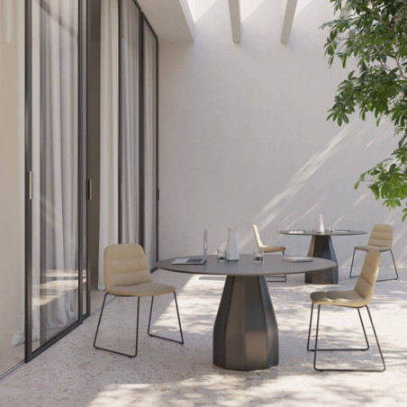 Maarten outdoor design chair by Viccarbe in a terrace | Aiure