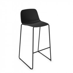 Maarten outdoor stool with skid base by Viccarbe, black colour and black base | Aiure
