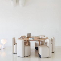 Season outdoor design chair by Viccarbe white colour in a restaurante| Aiure