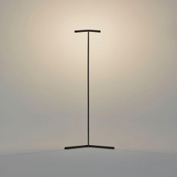 Vector floor lamp by Mantra illuminated | Aiure