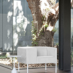 Design armchair Brix with wide armrest by Viccarbe - White on a white base in a hall| Aiure