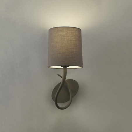 Lua wall lamp by Viccarbe on a wall| Aiure