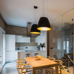 White and gold pendant light installed on the ceiling of a wooden kitchen from the Salt series by Arkoslight | Aiure
