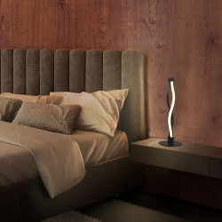 Ambient photo of the Sahara forge table lamp by Mantra | Aiure