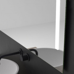 Close-up of the LED mirror Formentera by Eurobath | Aiure