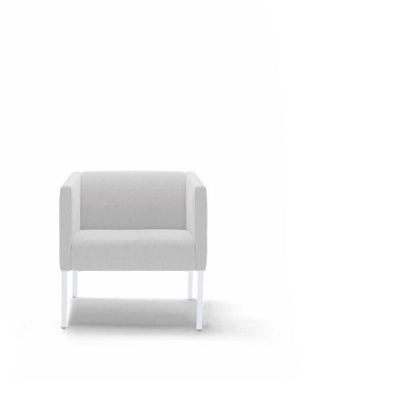 Design armchair Brix by Viccarbe - White with white base  - fireproof| Aiure