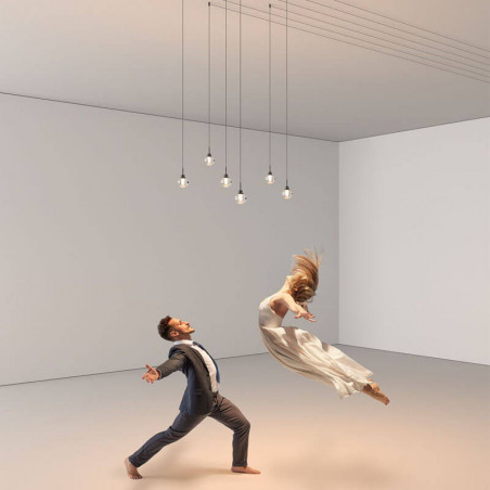 Lámpara de techo personalizable Alaska Fancy Shape de Arkoslight instalada en pista de baile | Aiure