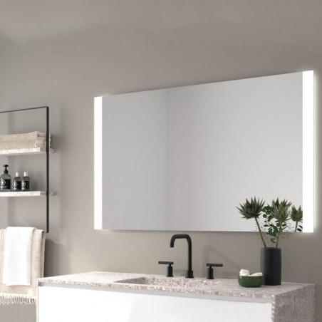 Espejo LED de diseño Sentosa de Eurobath en un cuarto de baño| Aiure