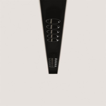 Gros plan sur la lampe Black Foster Suspension noire d'Arkoslight | Aiure