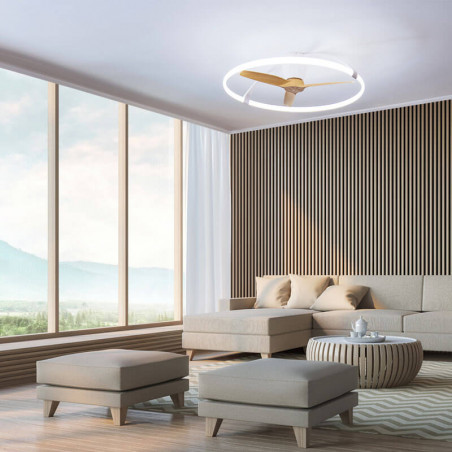 Ventilateur Nepal blanc et bois dans un salon Mantra | AiureDeco