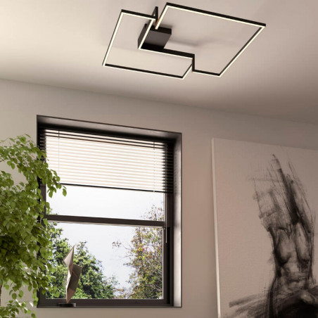 Plafonnier à LED noir Boutique de Mantra sur un plafond | Aiure