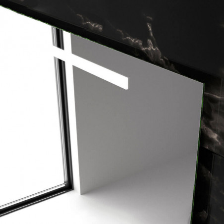 Miroir rectangulaire avec lumière frontale LED Menorca d'Eurobath dans une salle de bain gros plan | Aiure