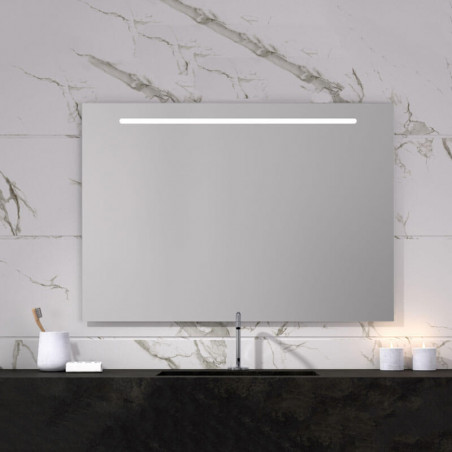 Miroir de salle de bains avec éclairage LED Saona d'Eurobath dans une salle de bain | Aiure