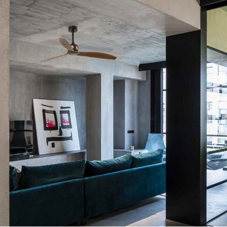 Ventilateur de plafond sans lumière Copper Fan de Faro Barcelona dans un salon | Aiure