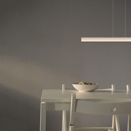 Lampe suspendue blanche Hanok dans une cuisine | Aiure
